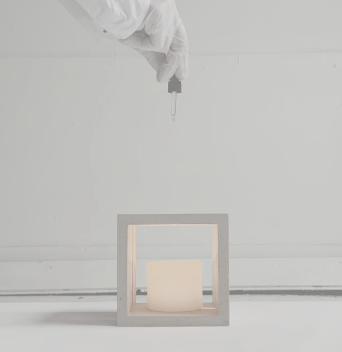 Oil Diffuser — oil being dropped onto the plate